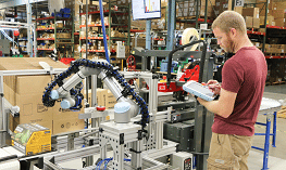 Universal Robots predicts 2023 automation trends helping manufacturers meet New Year goals